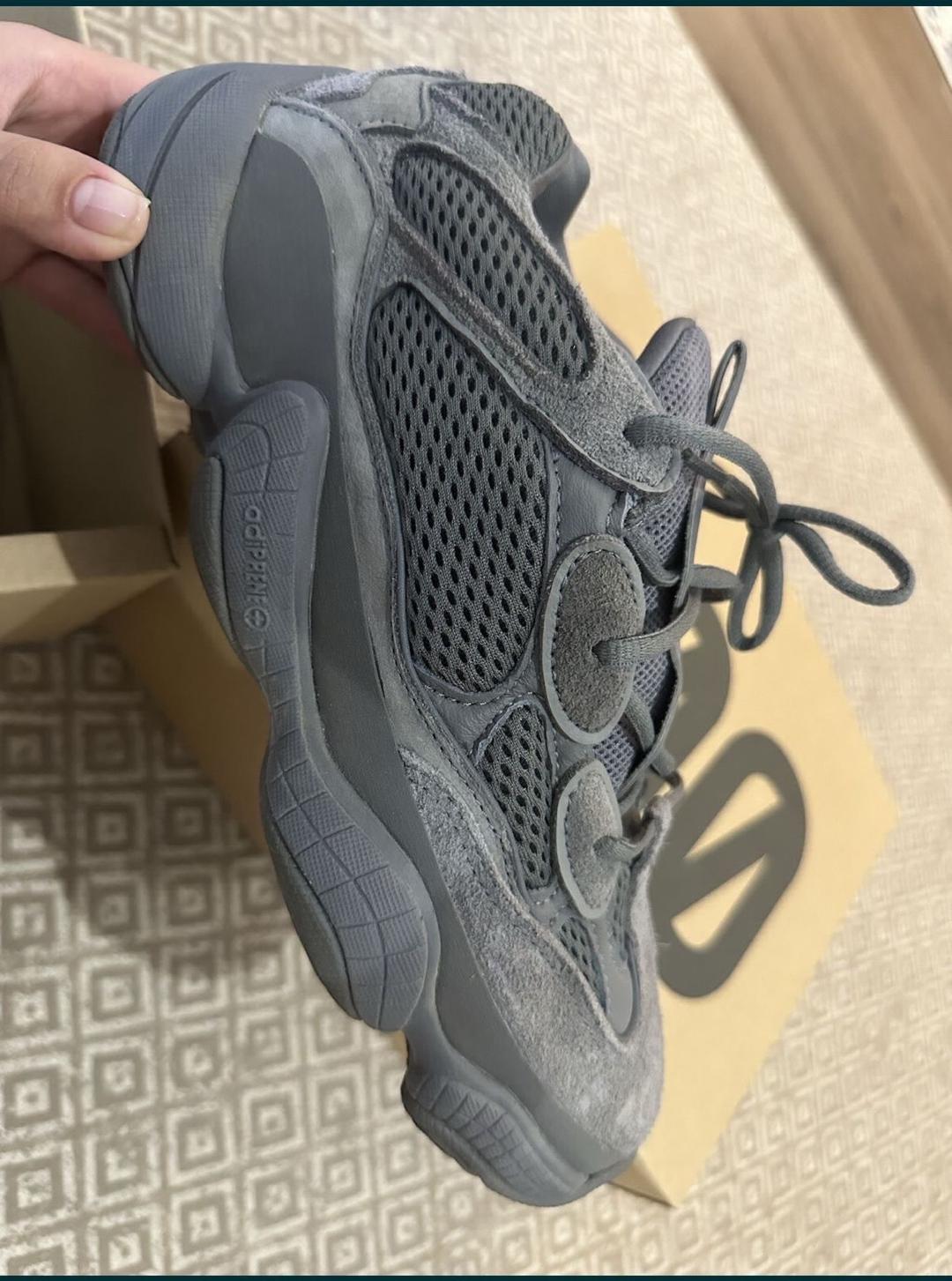 Adidas кроссовки yeezy 500 — фото 2