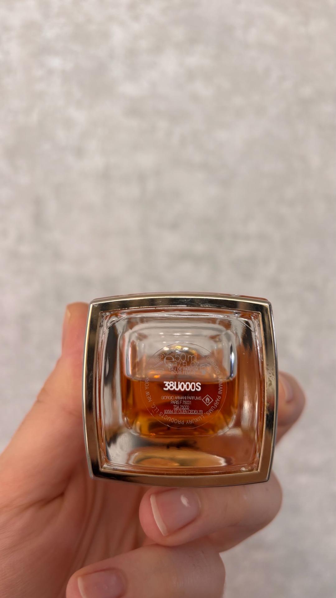 Giorgio Armani Продам Духи Si — фото 2