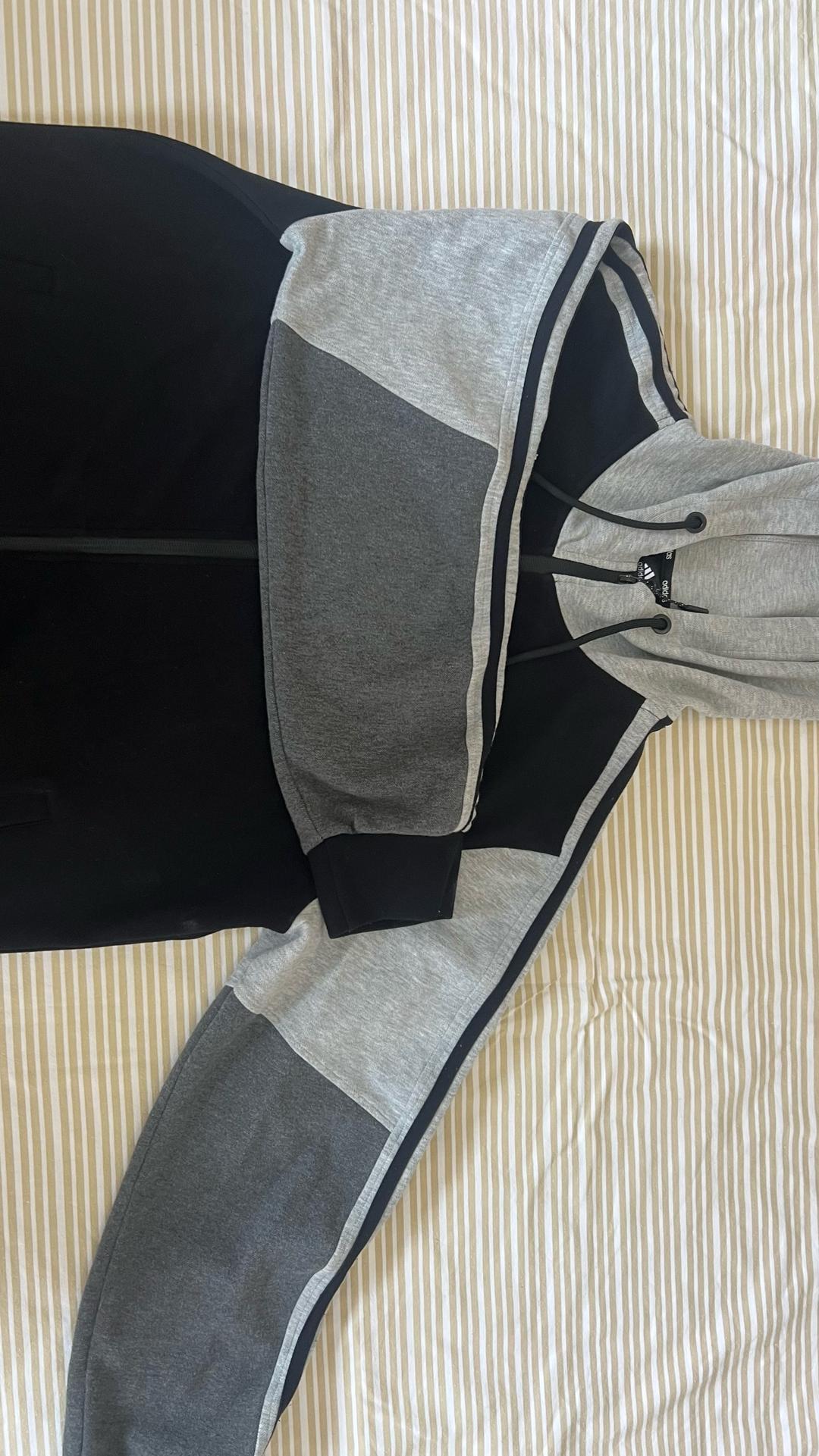 Adidas Мужская толстовка adidas — фото 2