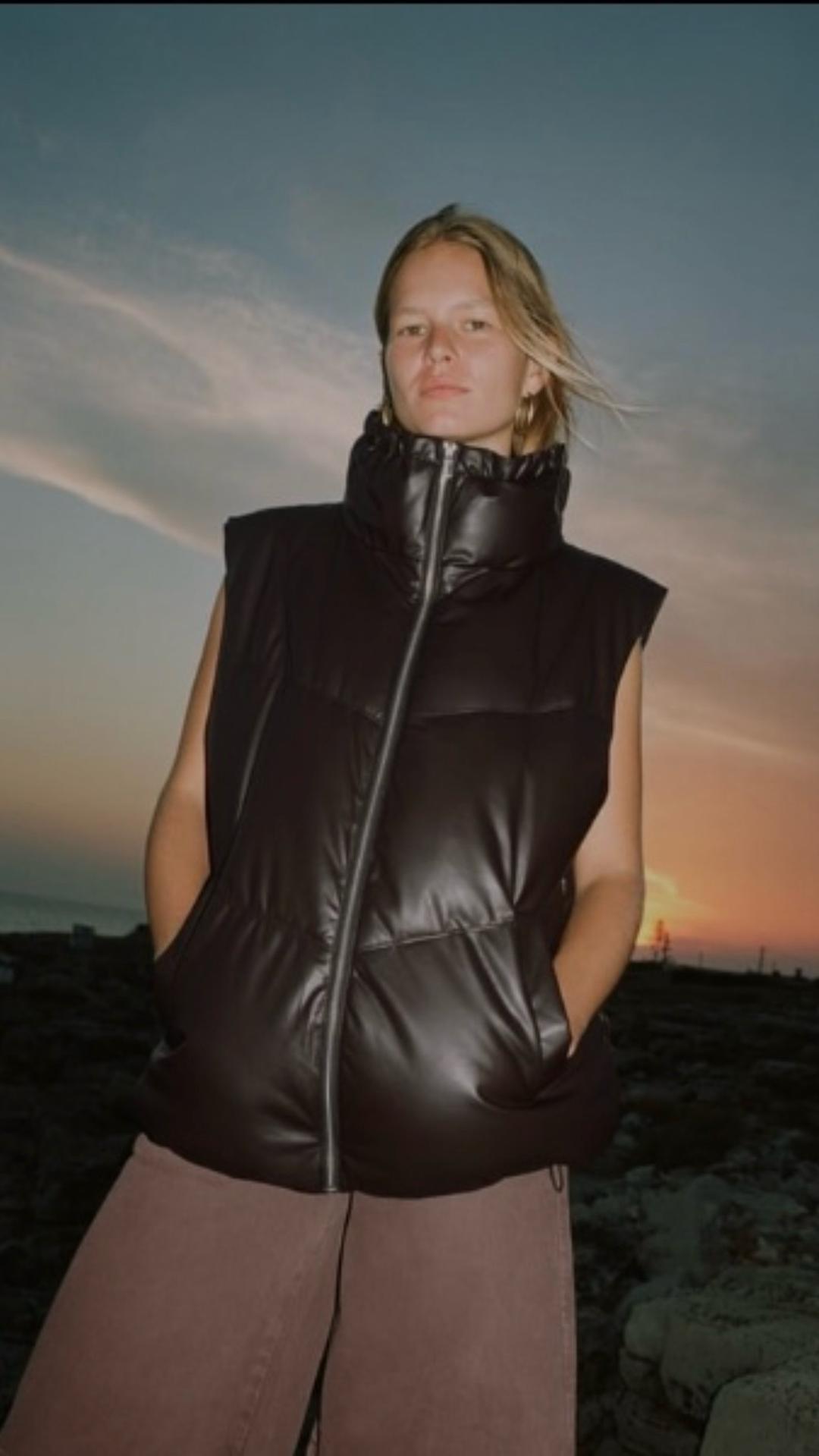 Zara Zara стеганный жилет в трендовом шоколадном оттенке — фото 2