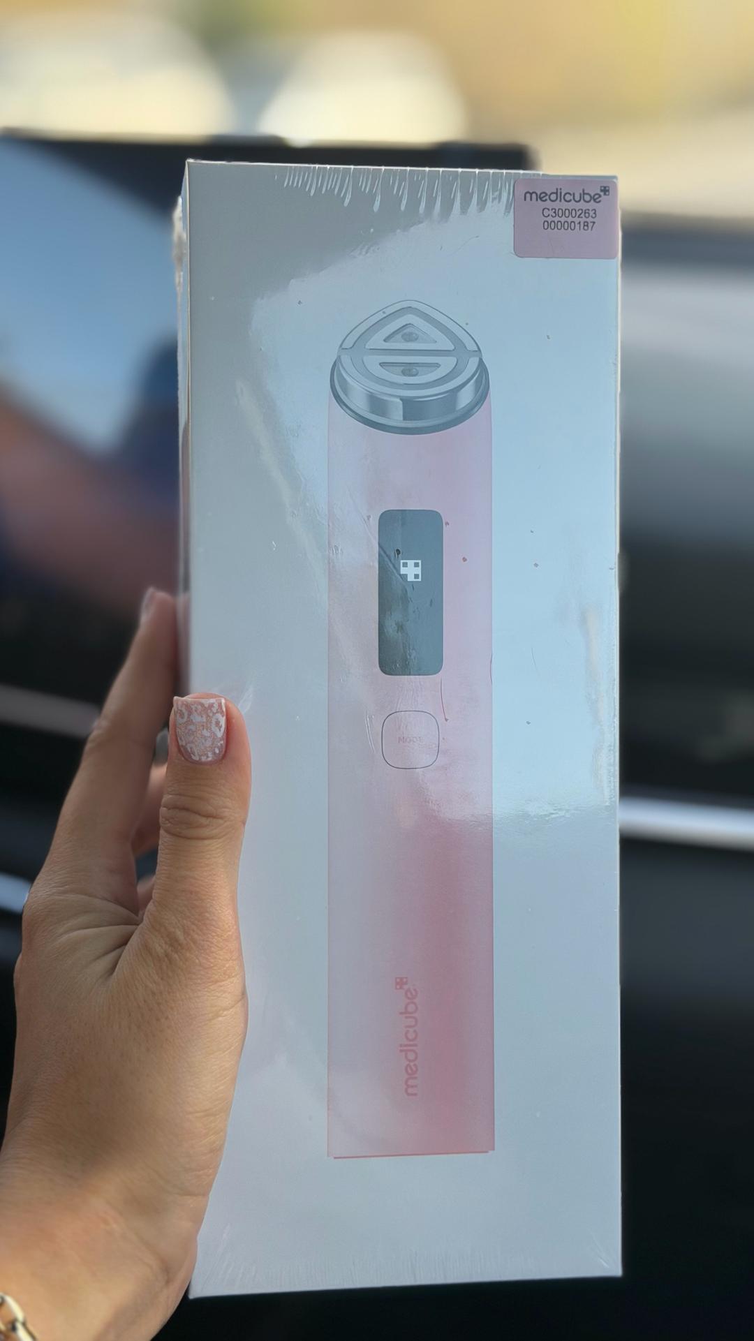 Medicube medicube Age-R Booster Pro X2 аппарат для ухода за лицом — фото 2