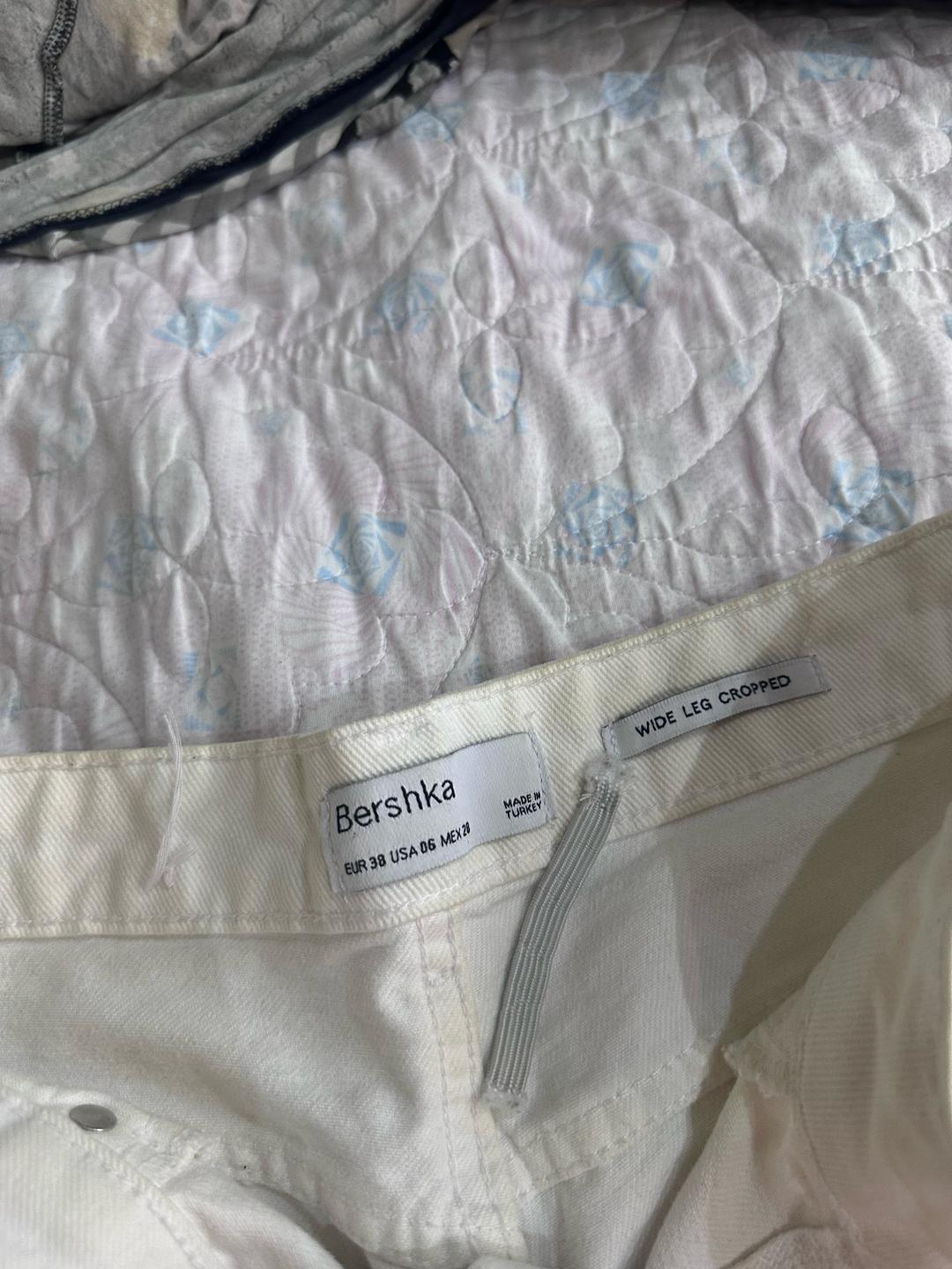 Bershka Джинсы Bershka широкие — фото 2