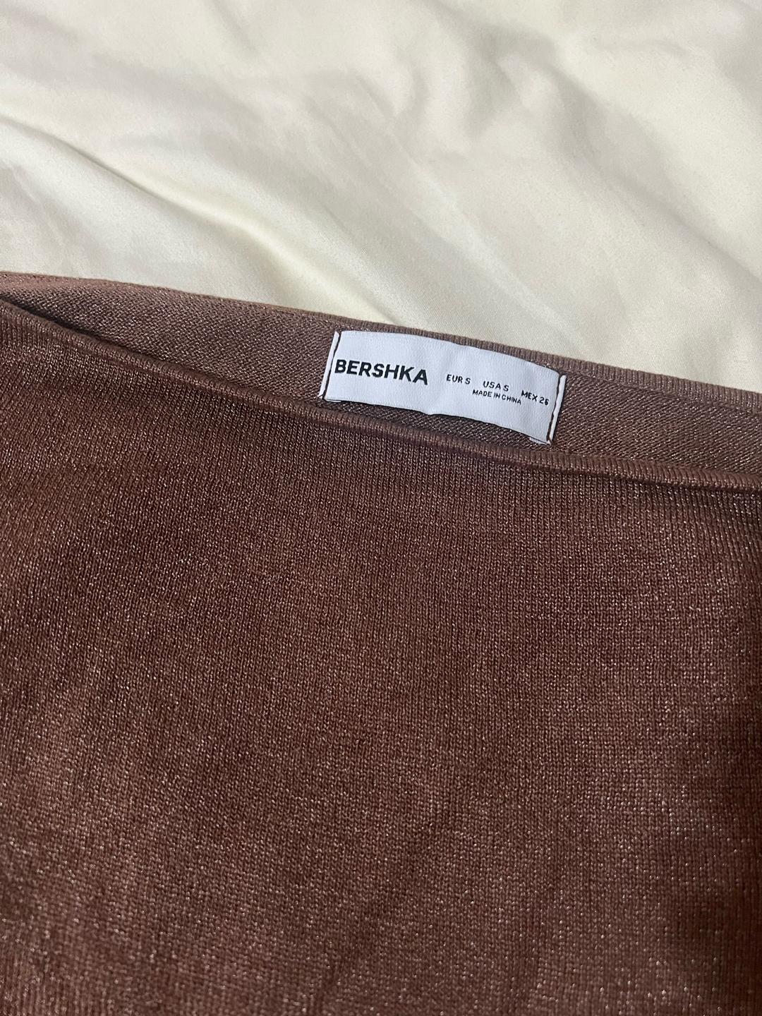 Bershka Футболка ассиметричного кроя — фото 2