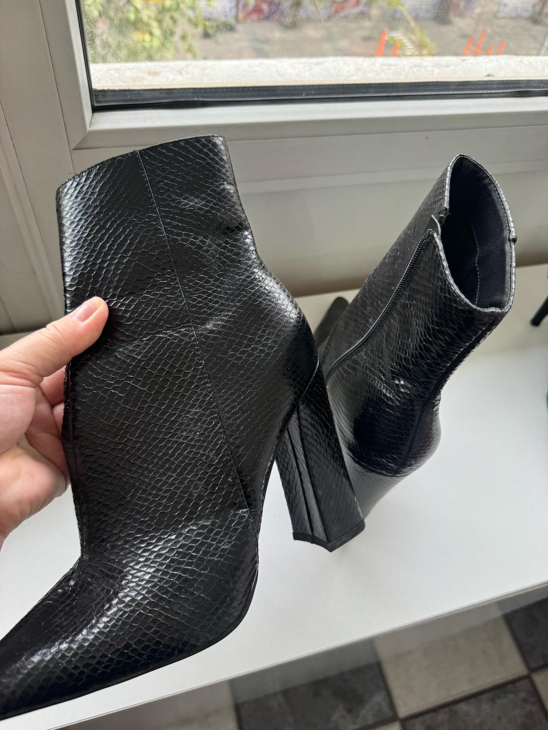 Topshop Женские ботильоны под змеиную кожу — фото 2