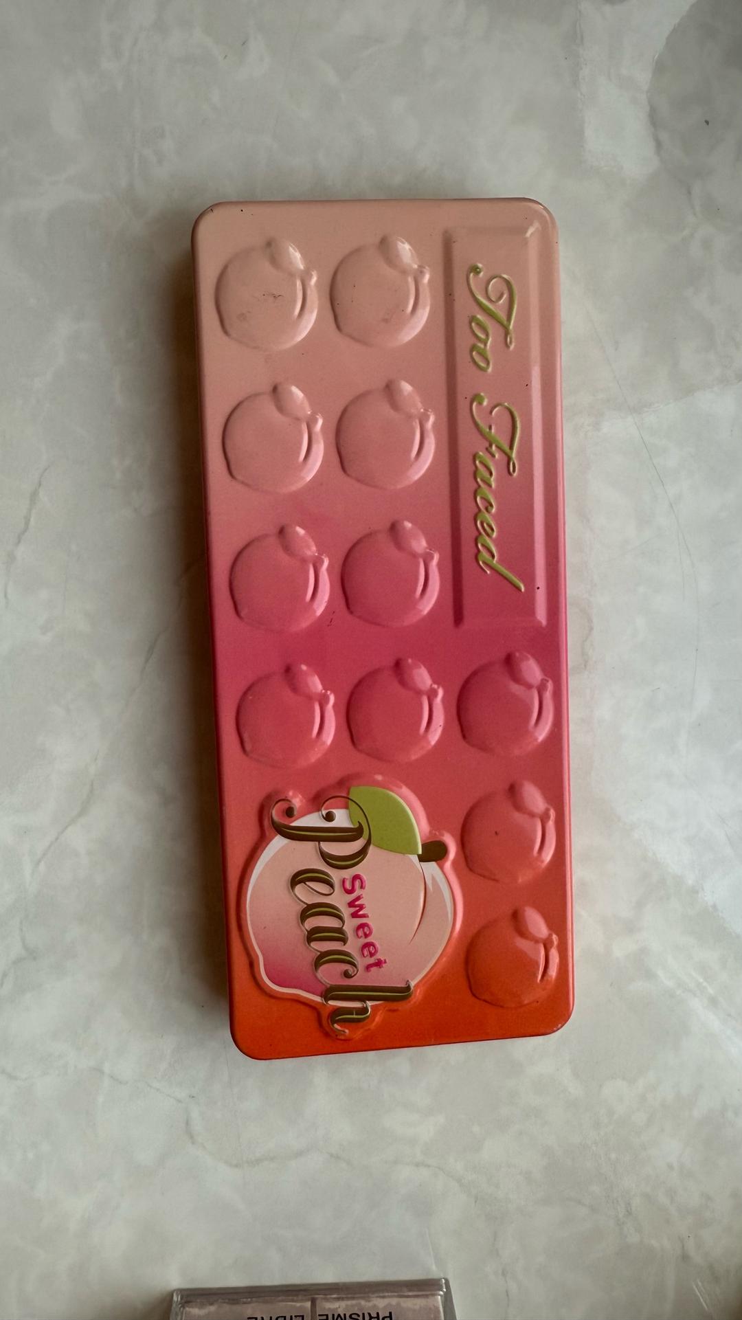 Too Faced Палетка теней Too Faced Sweet Peach — фото 2