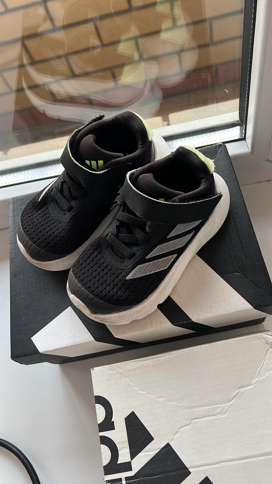 Adidas Летние кроссовки детские Adidas. — фото 2