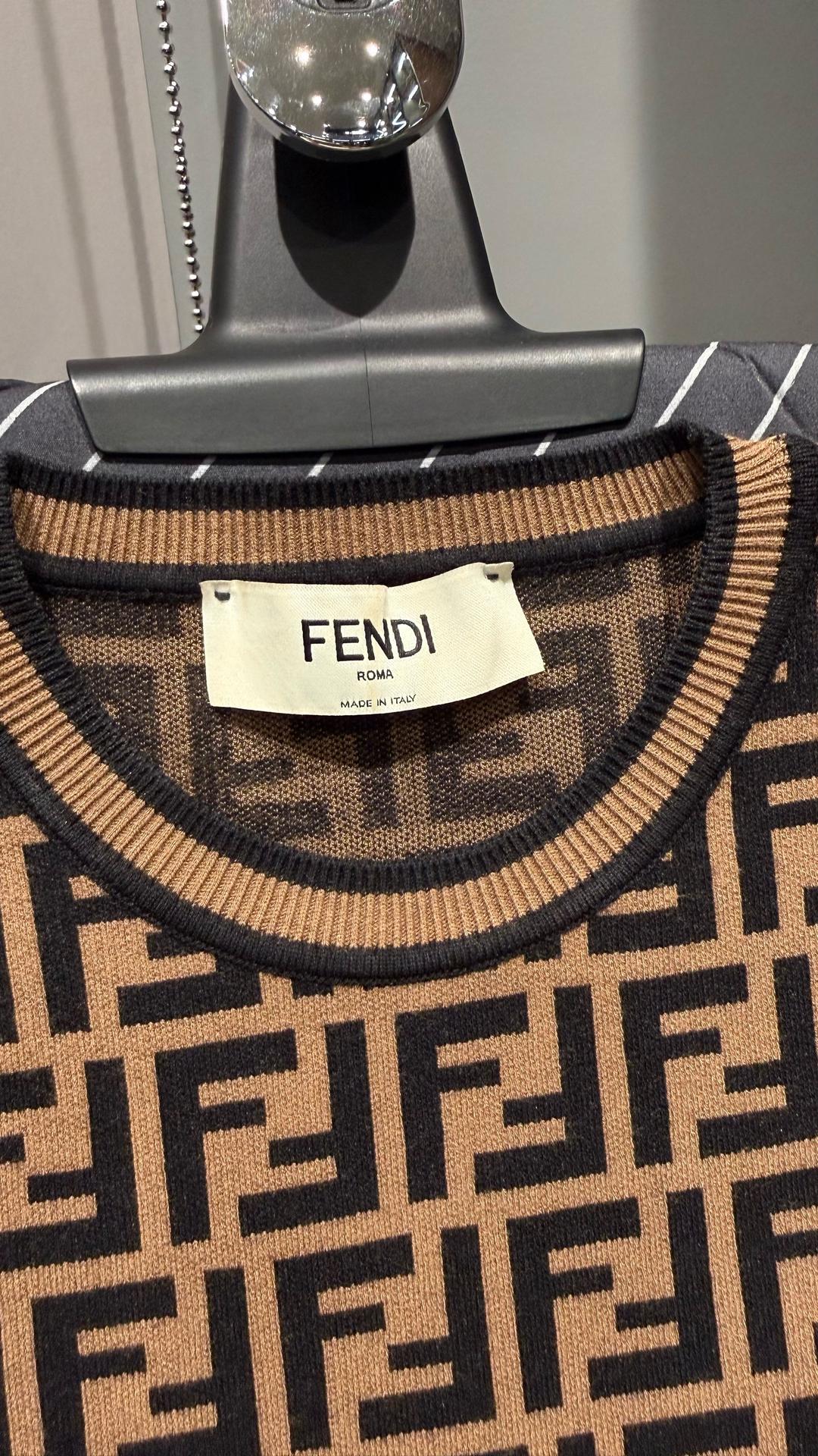 Fendi Fendi футболка — фото 2