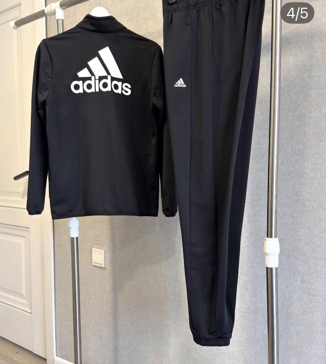 Adidas Спортивный костюм Adidas — фото 2