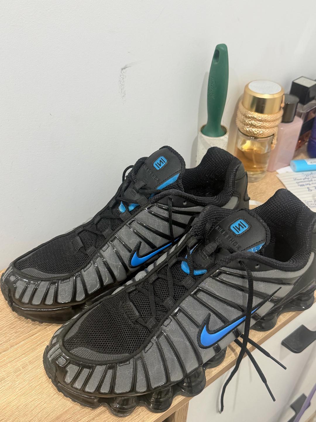 Nike Кроссовки Nike Shox — фото 2