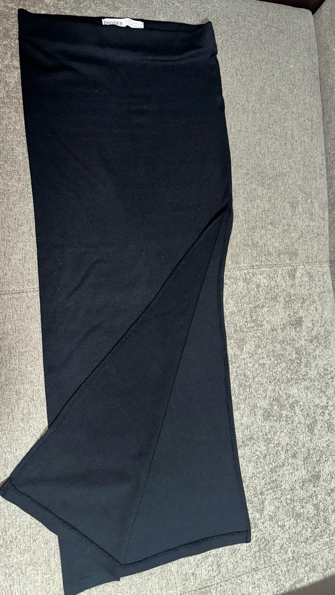 Bershka Юбка Bershka с разрезом — фото 2