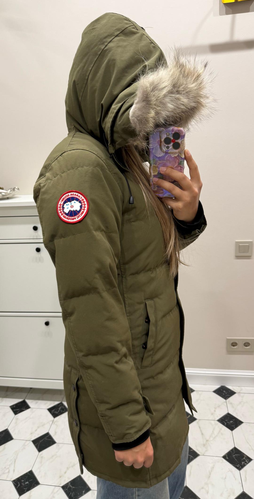 Canada Goose Женская куртка Canada Goose — фото 2
