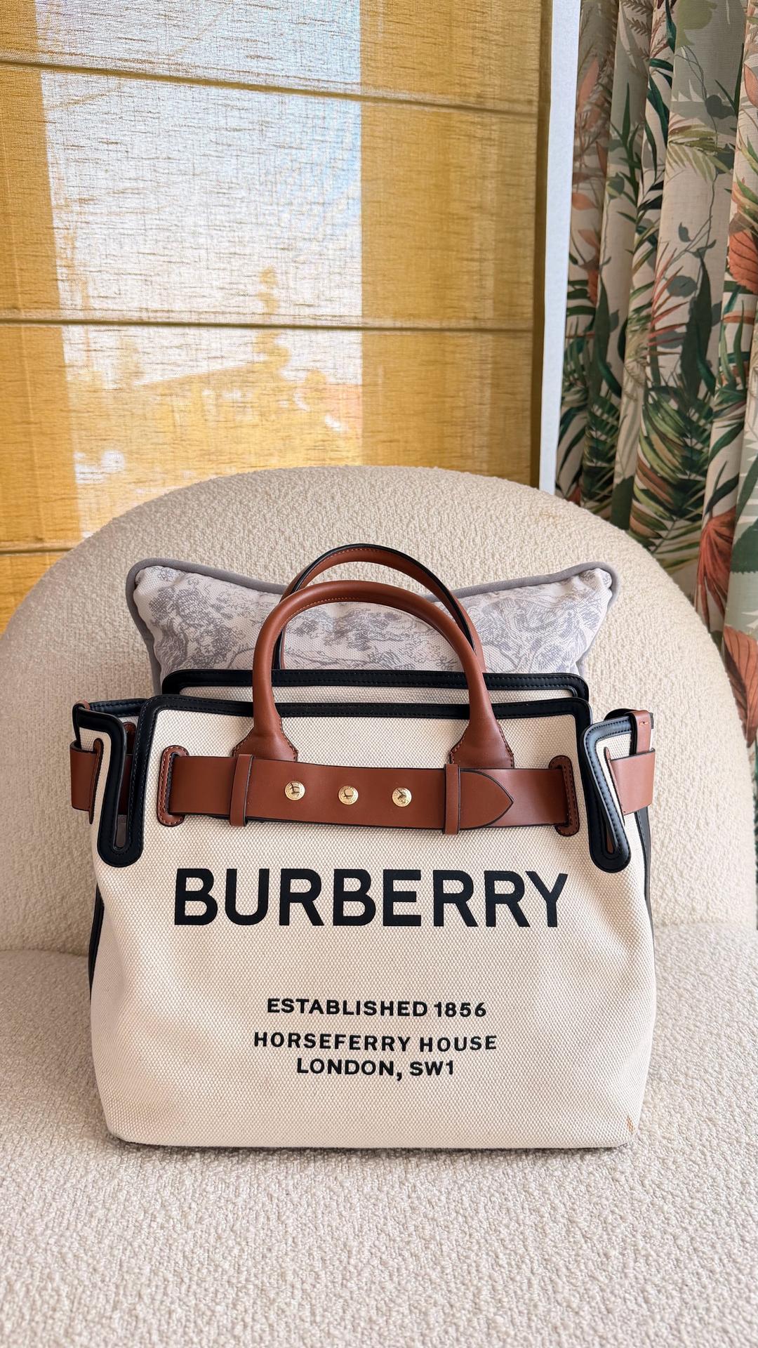 Burberry Сумка BURBERRY летняя — фото 2