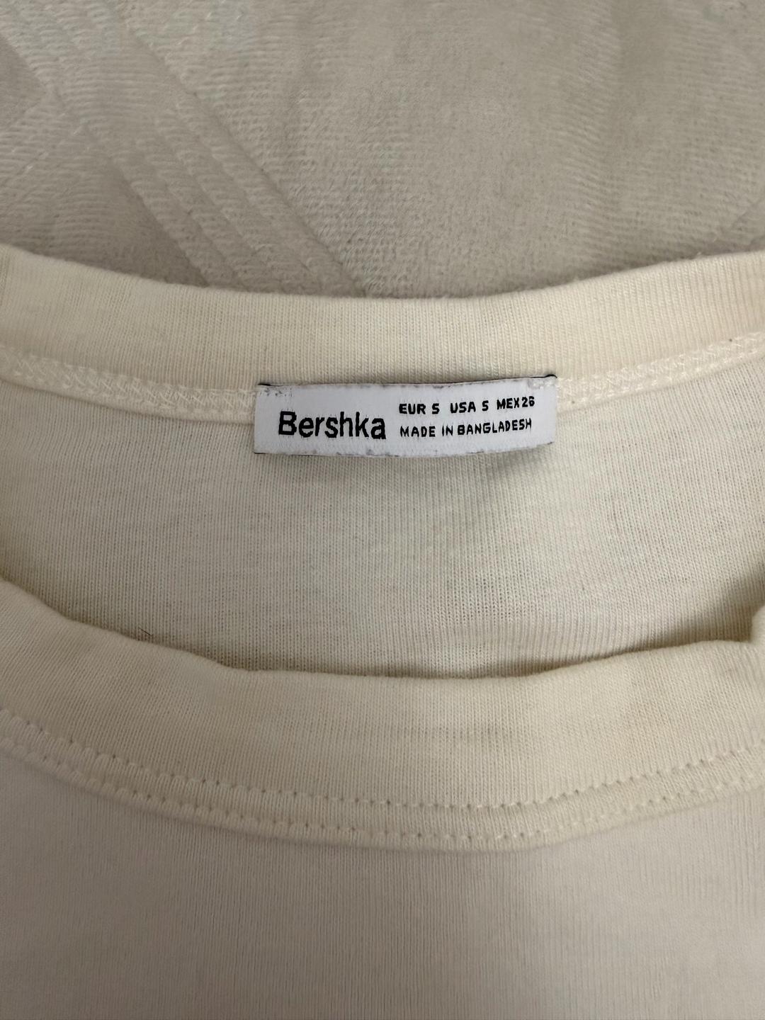 Bershka Лонгслив Bershka с принтом бабочки — фото 2