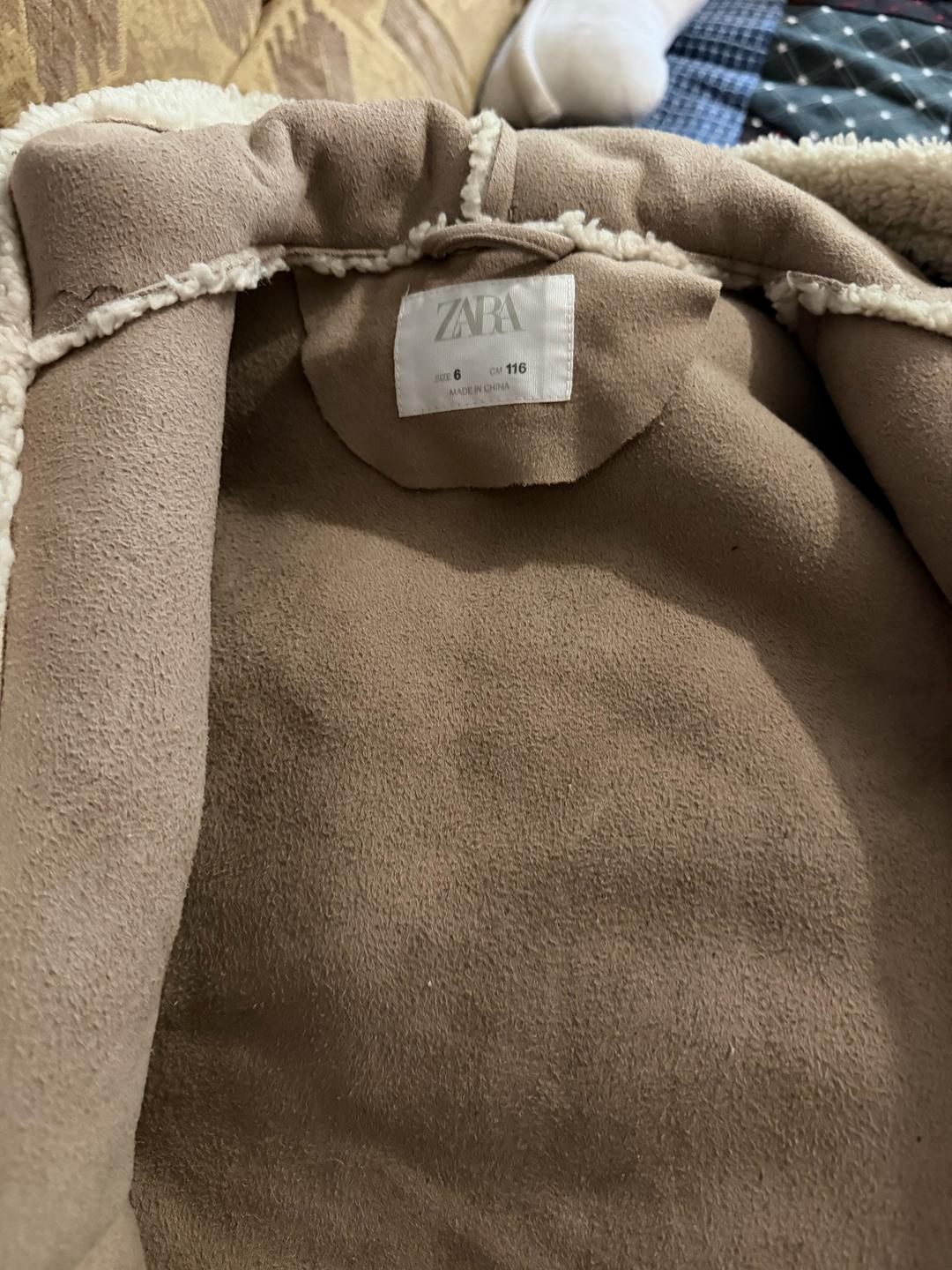 Zara Тедди шубка и джинсы — фото 2