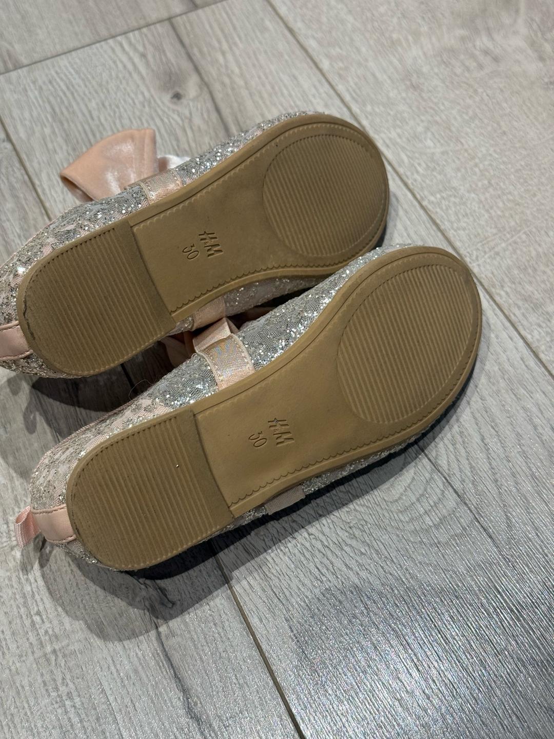 H&M Нарядные балетки H&M с бантом и блёстками — фото 2