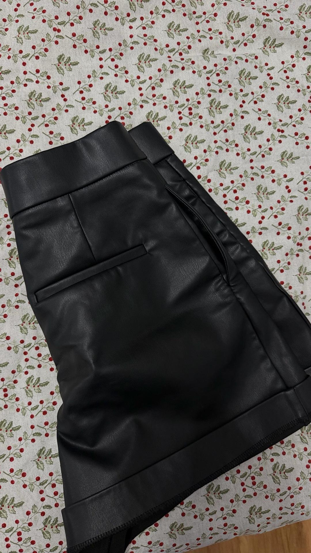 Zara Шорты Zara из экокожи — фото 2