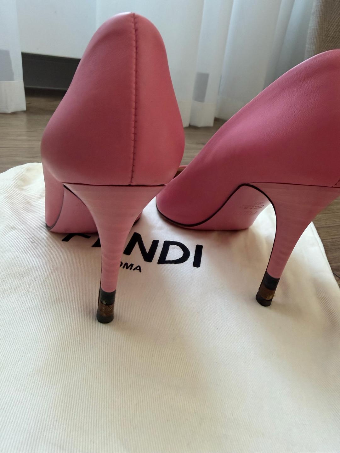 Fendi Розовые туфли Fendi — фото 2