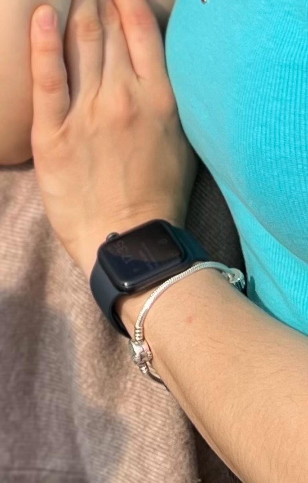 Apple Apple Watch SE 40 mm — фото 2