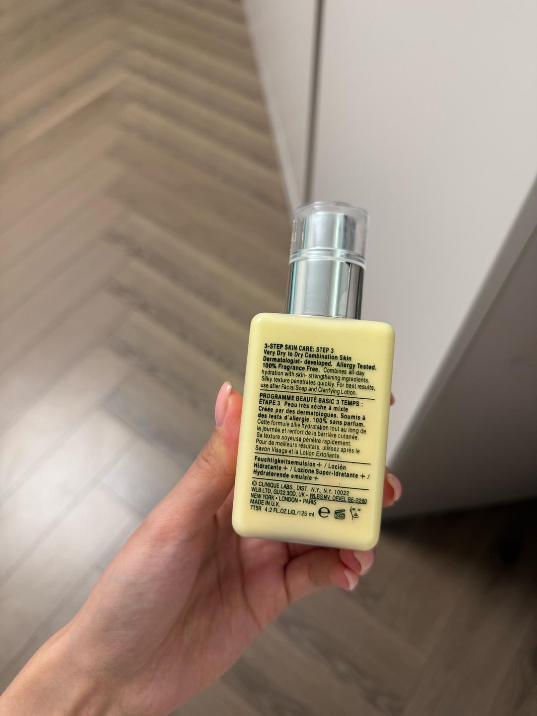 Clinique CLINIQUE Dramatically Different Moisturizing Lotion + 125 мл — фото 2