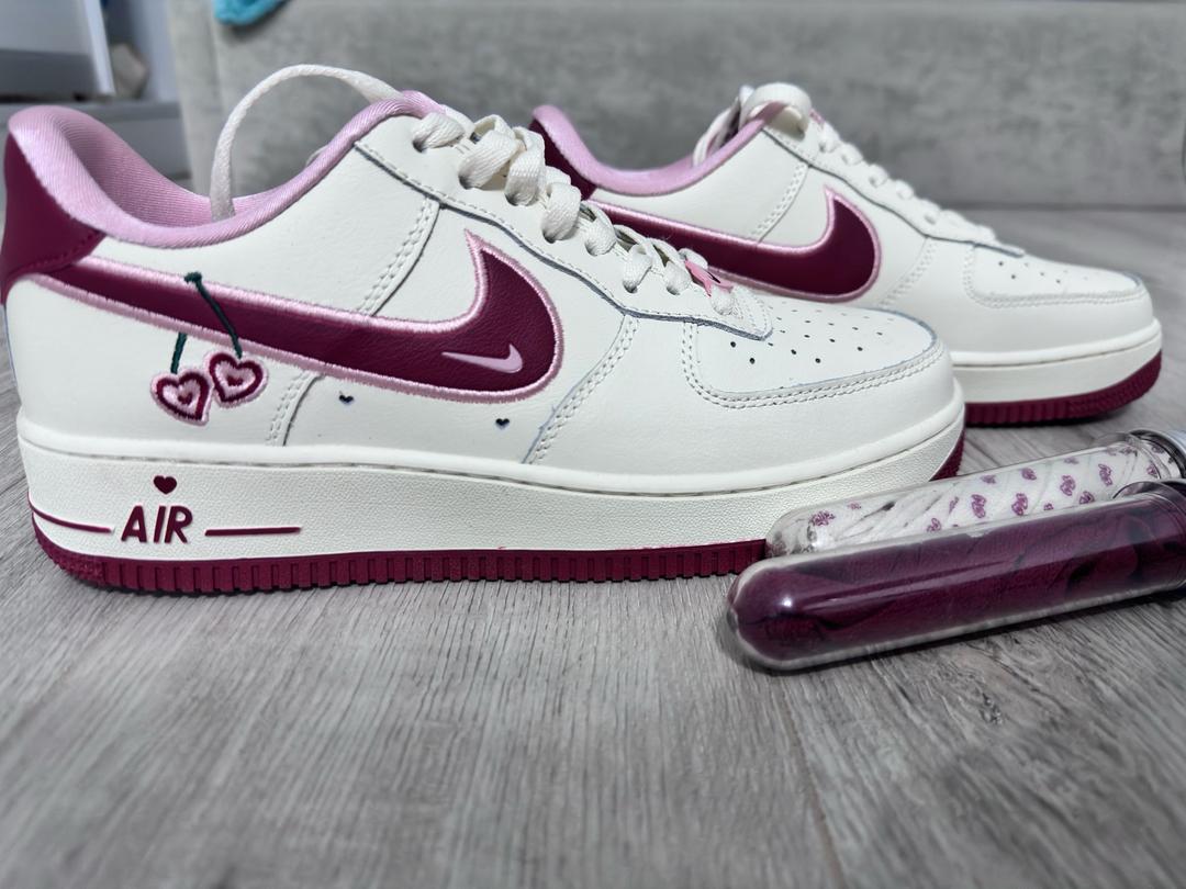 Nike Nike в идеальном состоянии — фото 2