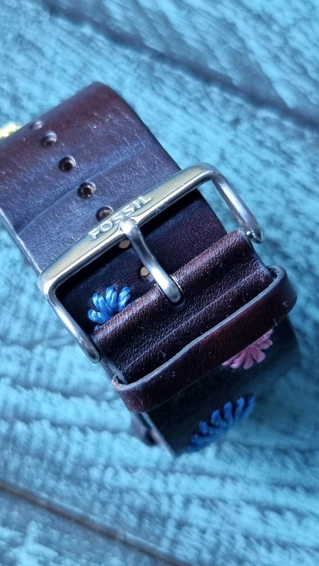 Fossil Винтажные часы Fossil с вышивкой. — фото 2