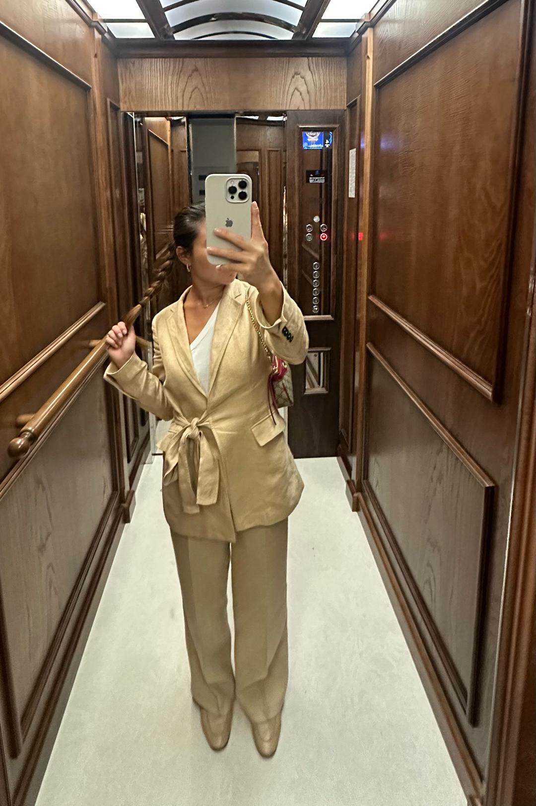 Massimo Dutti Женский брючный костюм с пиджаком на поясе — фото 2