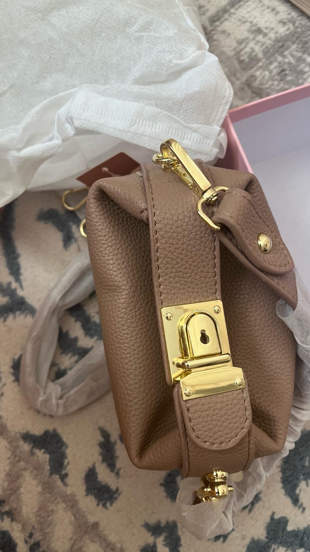 Miu Miu Мини сумочка miu miu люкс качества, коричневого цвета. — фото 2