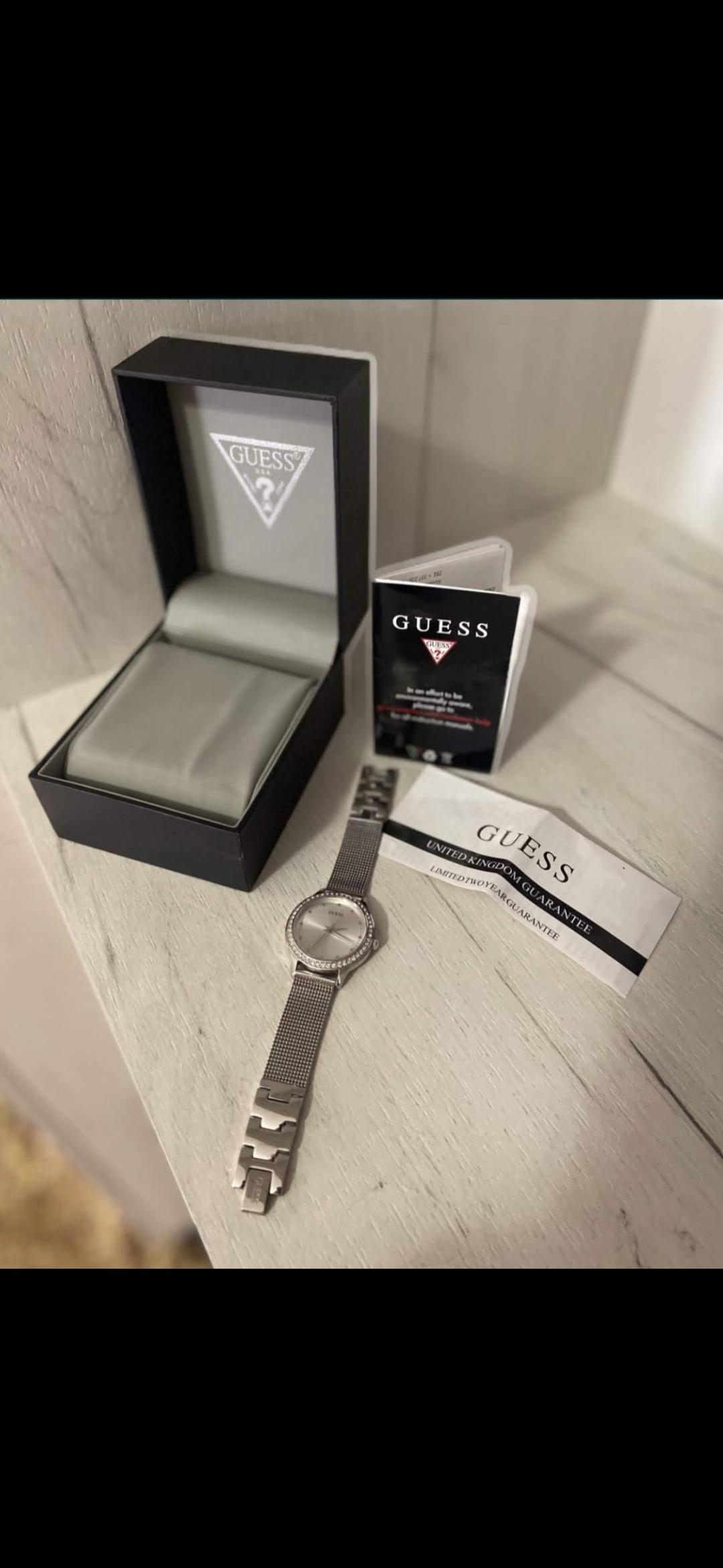 GUESS Часы Guess оригинал — фото 2