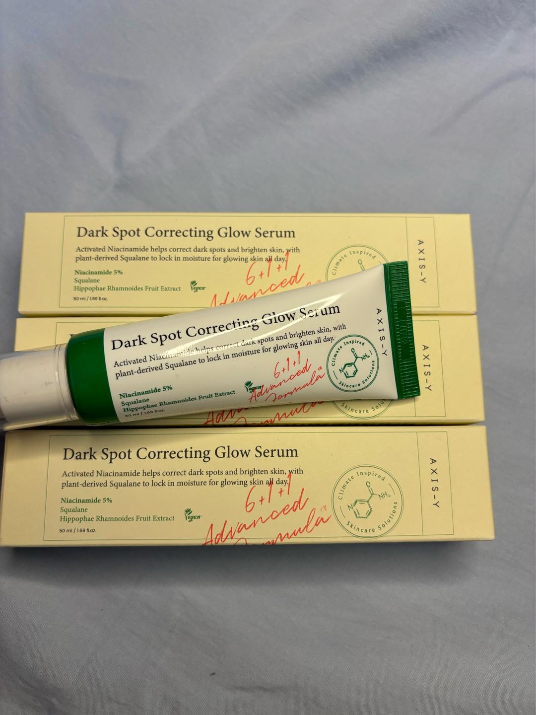axisy Dark Spot Correcting Glow Serum — фото 2