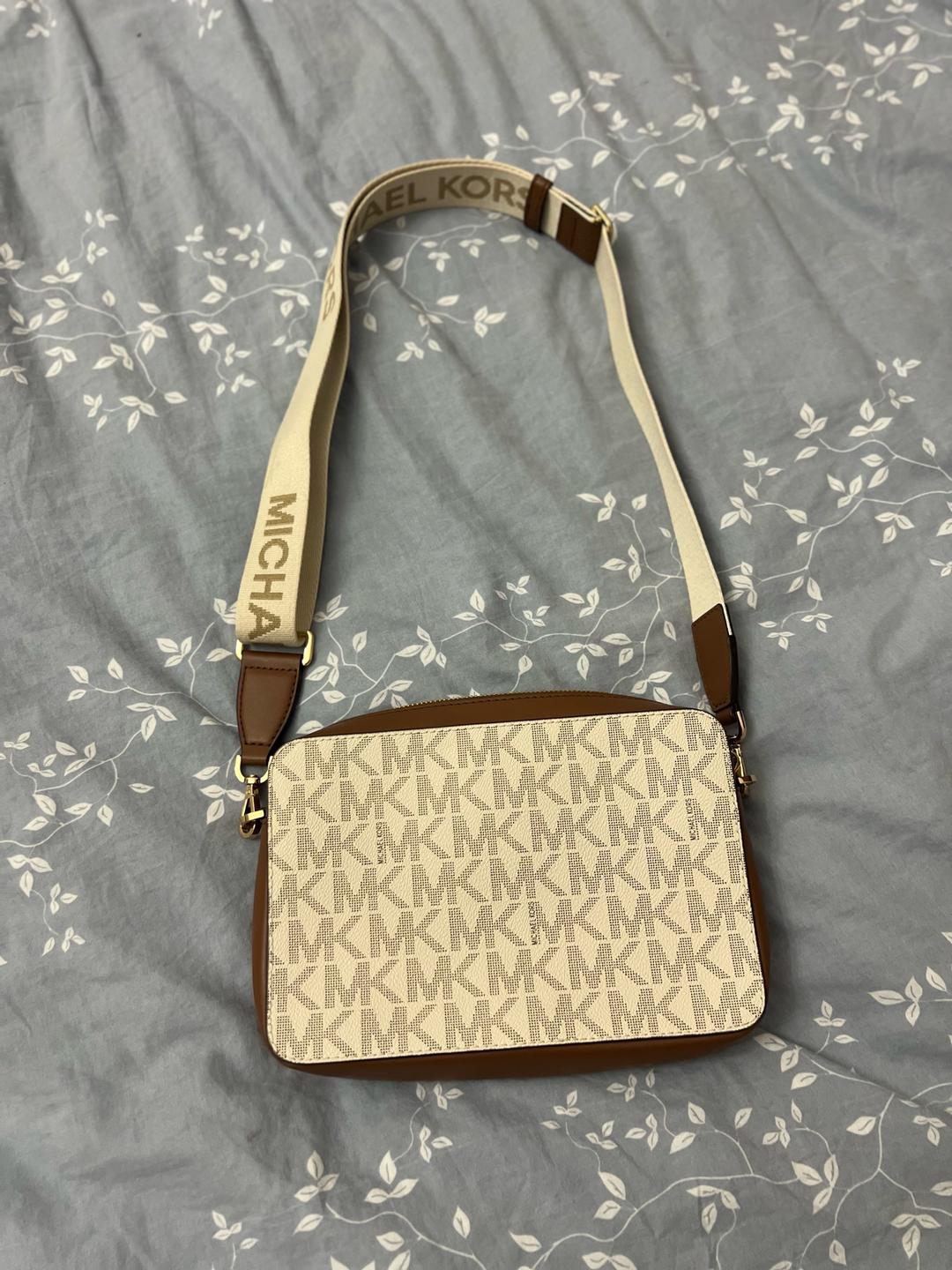 Michael Kors Сумка Michael Kors через плечо — фото 2