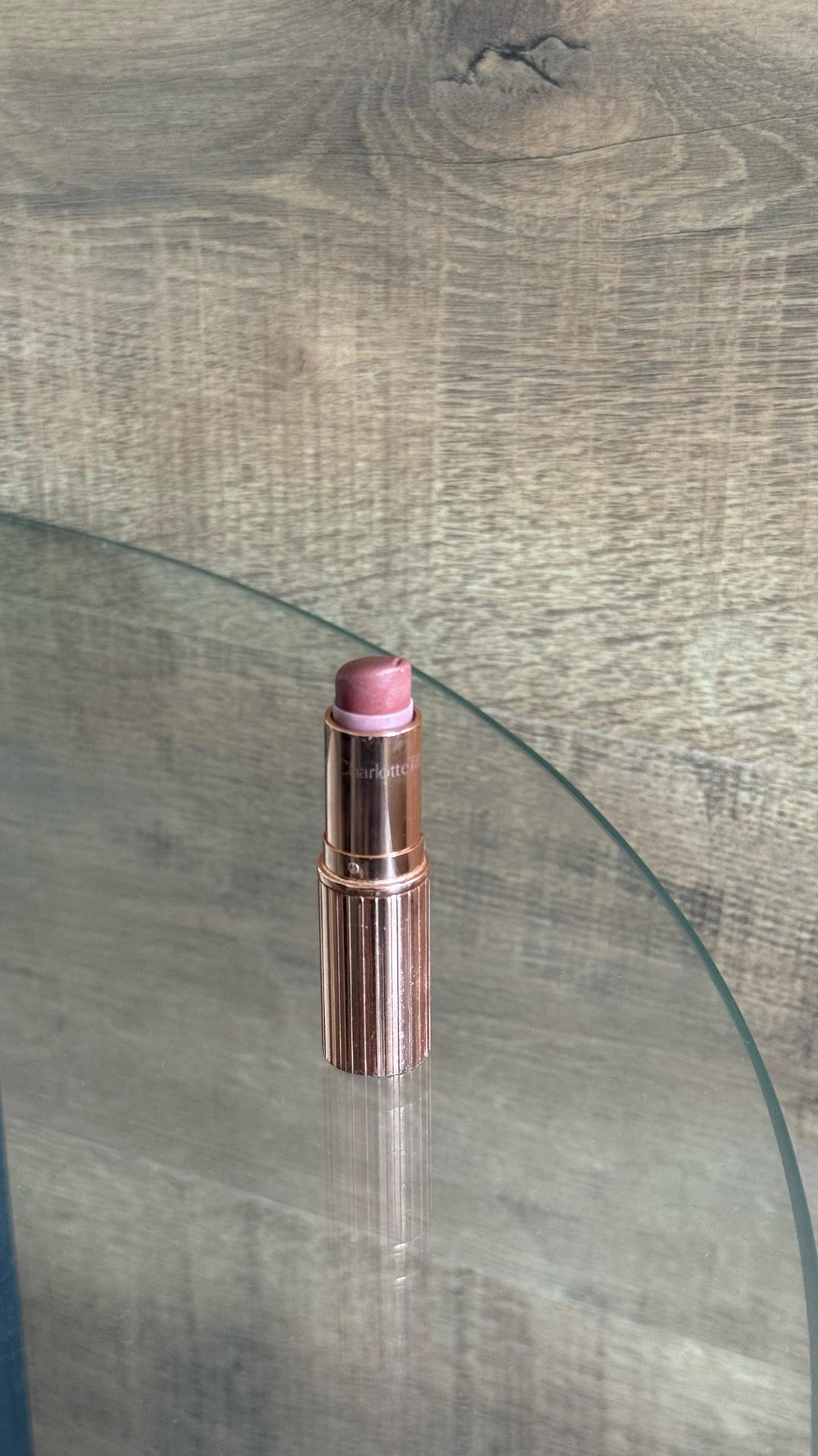Charlotte Tilbury Помада для губ Charlotte Tilbury — фото 2