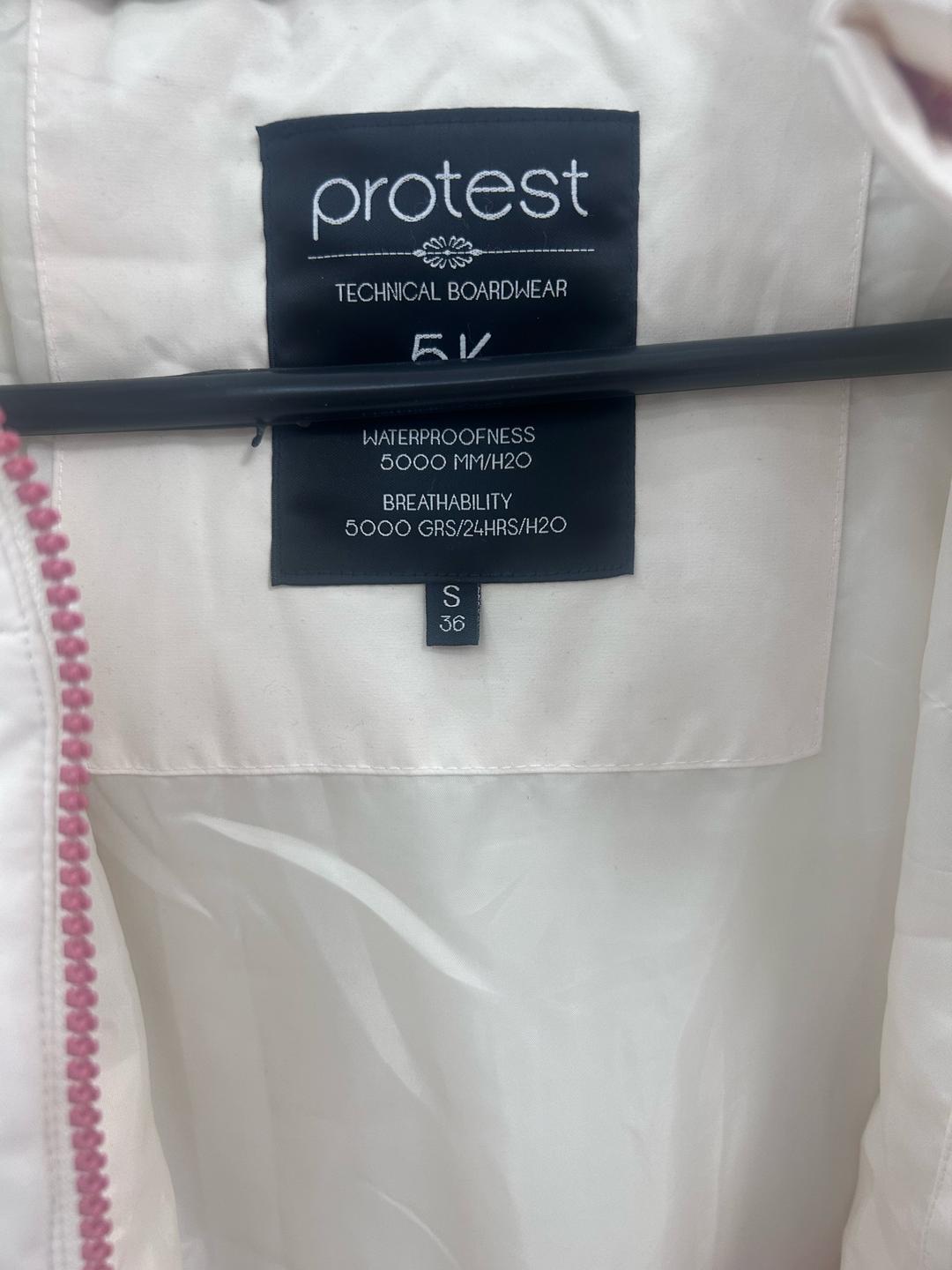 Protest Женская куртка Protest зимняя — фото 2
