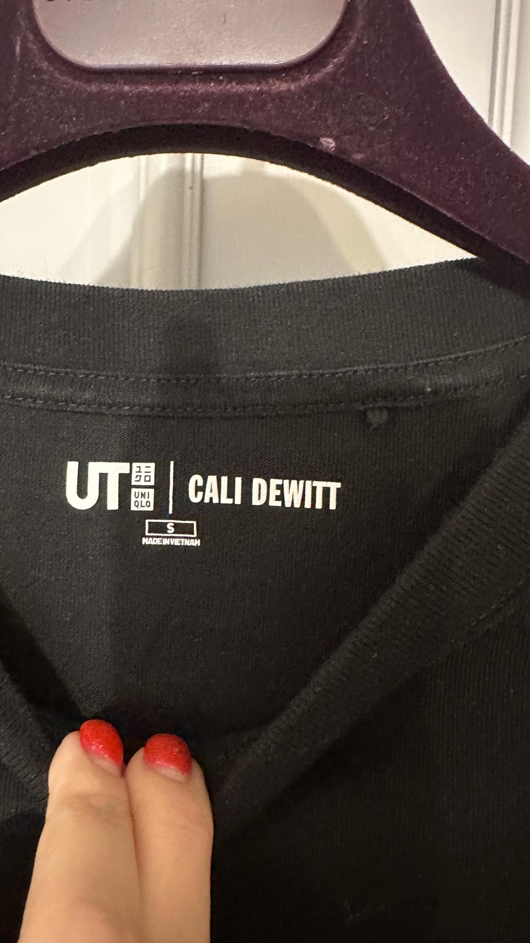 Uniqlo Футболка Uniqlo UT × Cali Dewitt — фото 2