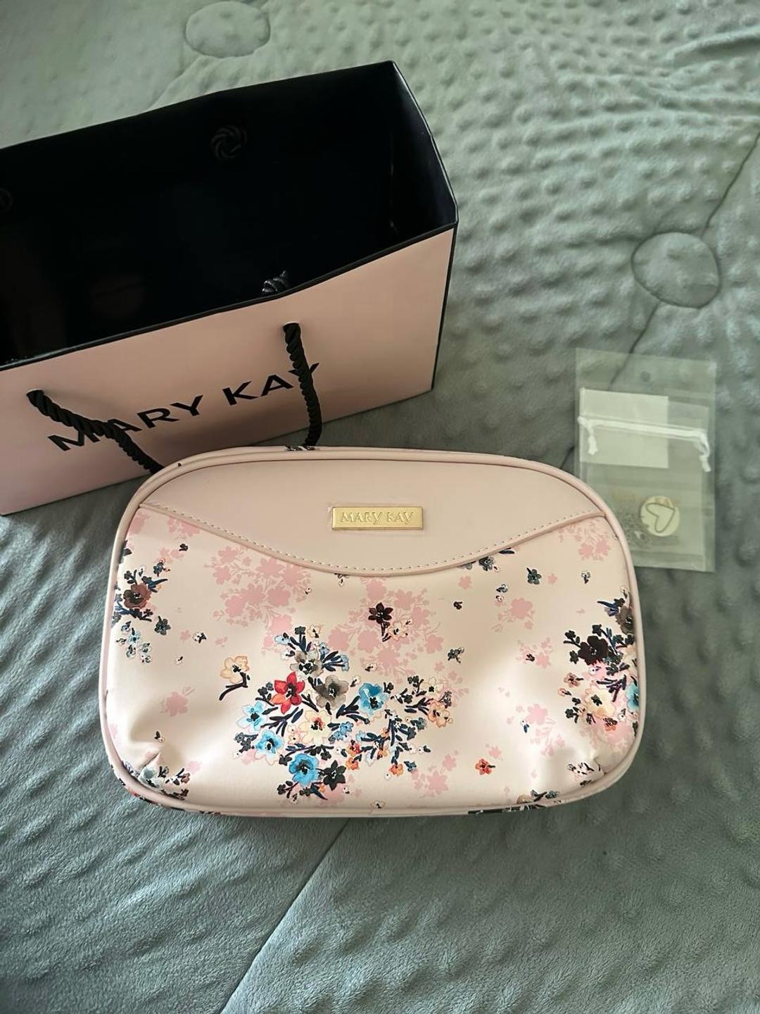 Mary Kay Сумка-косметичка Mary Kay — фото 2