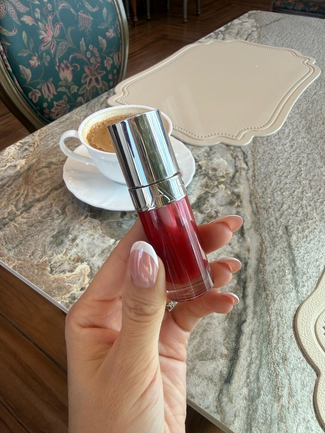 Clarins Масло для губ Clarins Lip Comfort Oil 03 — фото 2