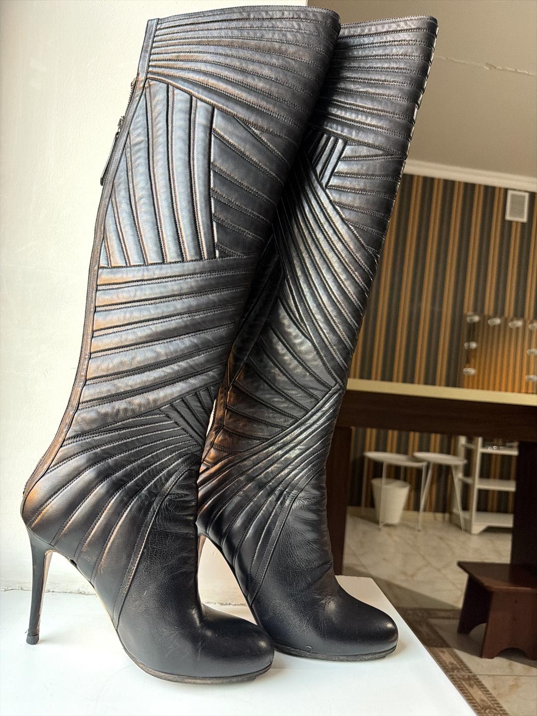 Valentino Сапоги кожаные на каблуке — фото 2