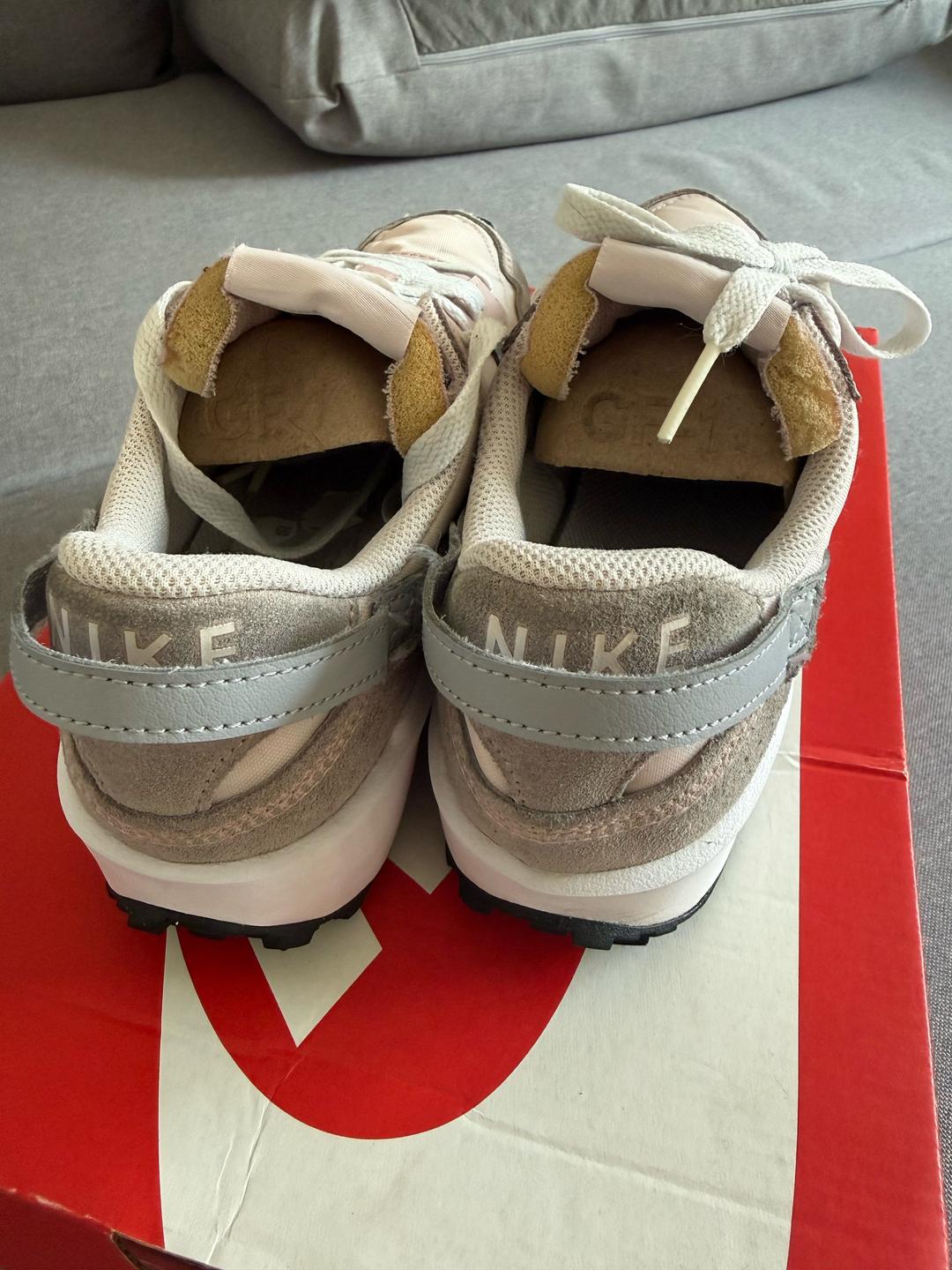 Nike Кроссовки Nike 38 размер — фото 2