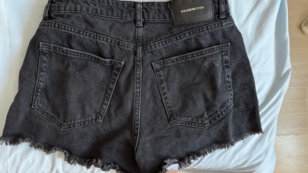 Pull & Bear Джинсовые шорты Pull&Bear с рваными элементами — фото 2