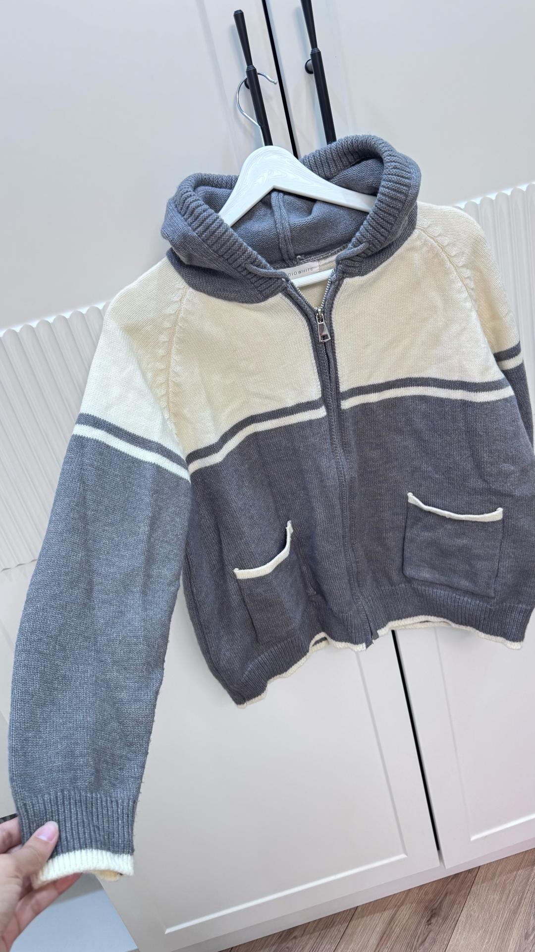 Acne Studios Вязаный кардиган на молнии STUDIO WHITE — фото 2
