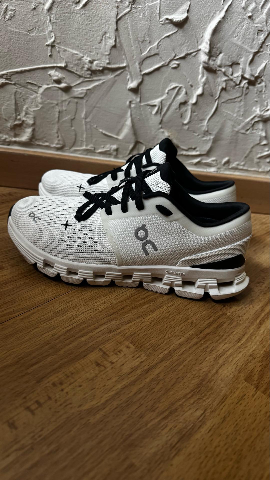 On Running Кроссовки On Cloud X 4 — фото 2