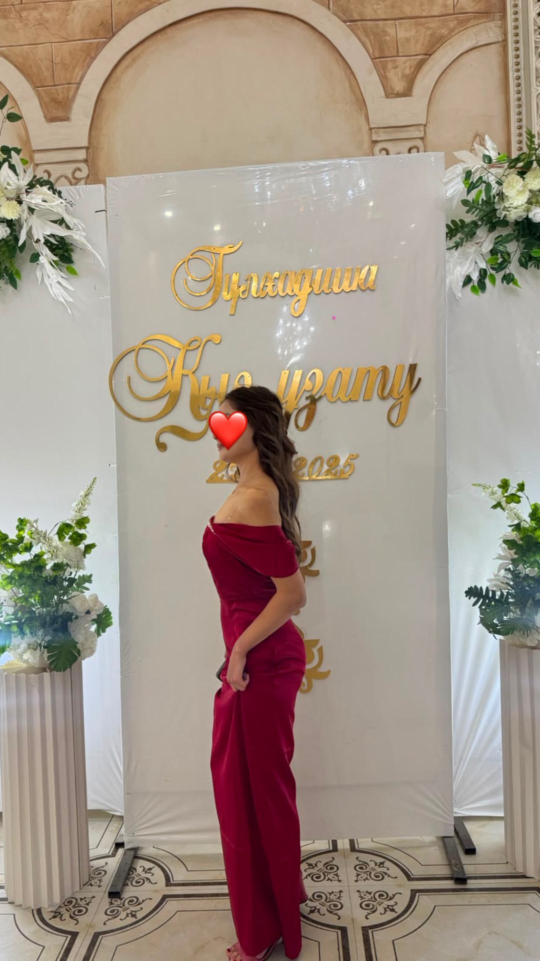 Нет бренда Вечернее платье в пол с открытыми плечами — фото 2