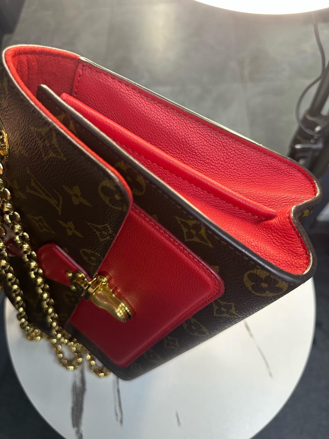Louis Vuitton LOUIS VUITTON PRE-OWNED сумочка Victoire Monogram — фото 2