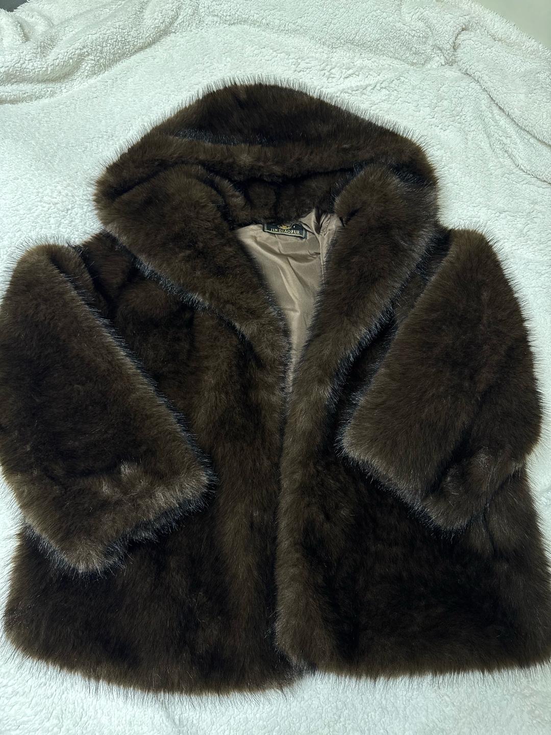 Jin diaofur 🤎 Коричневая мини-шуба с капюшоном — фото 2