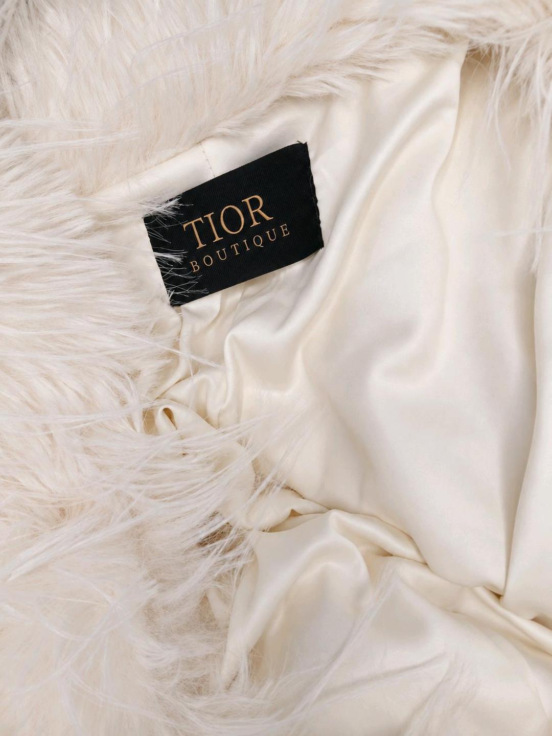 Tior Длинная молочно-белая шуба TIOR Boutique — фото 2