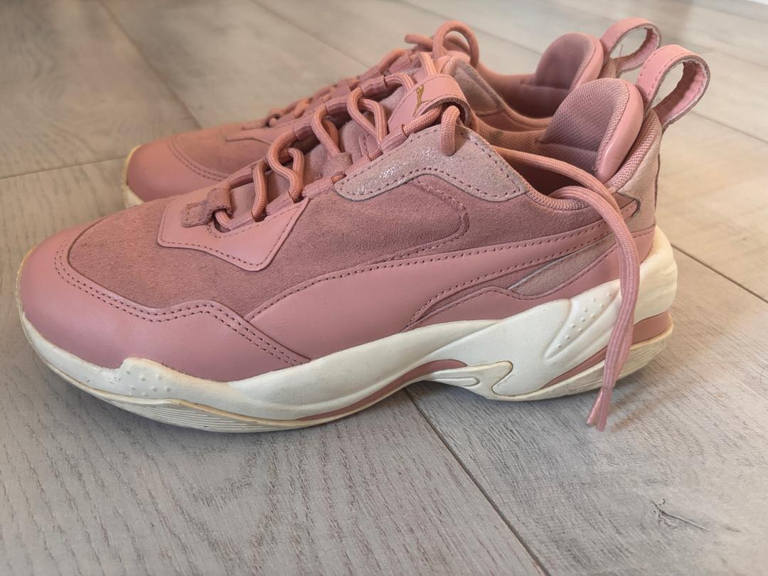 Puma Puma Thunder Оригинальные женские кроссовки в нежно-розовом цвете — фото 2