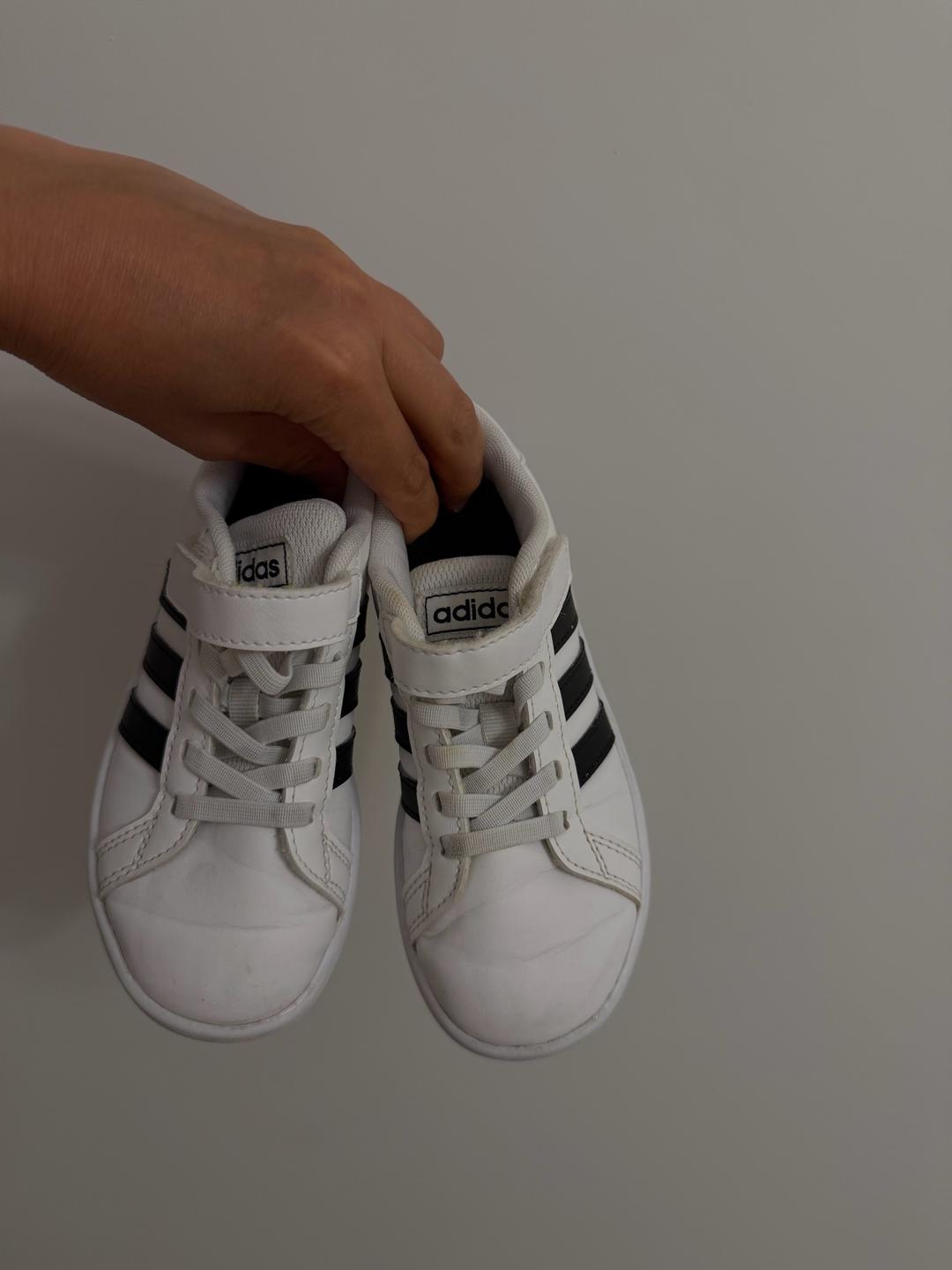 Adidas Кроссовки Adidas — фото 2