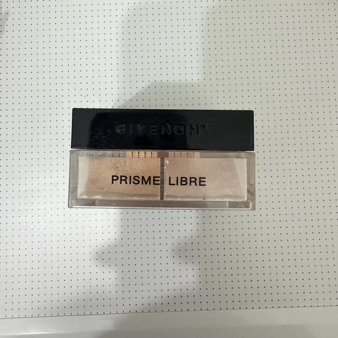 Givenchy Рассыпчатая пудра Givenchy Prisme Libre — фото 2