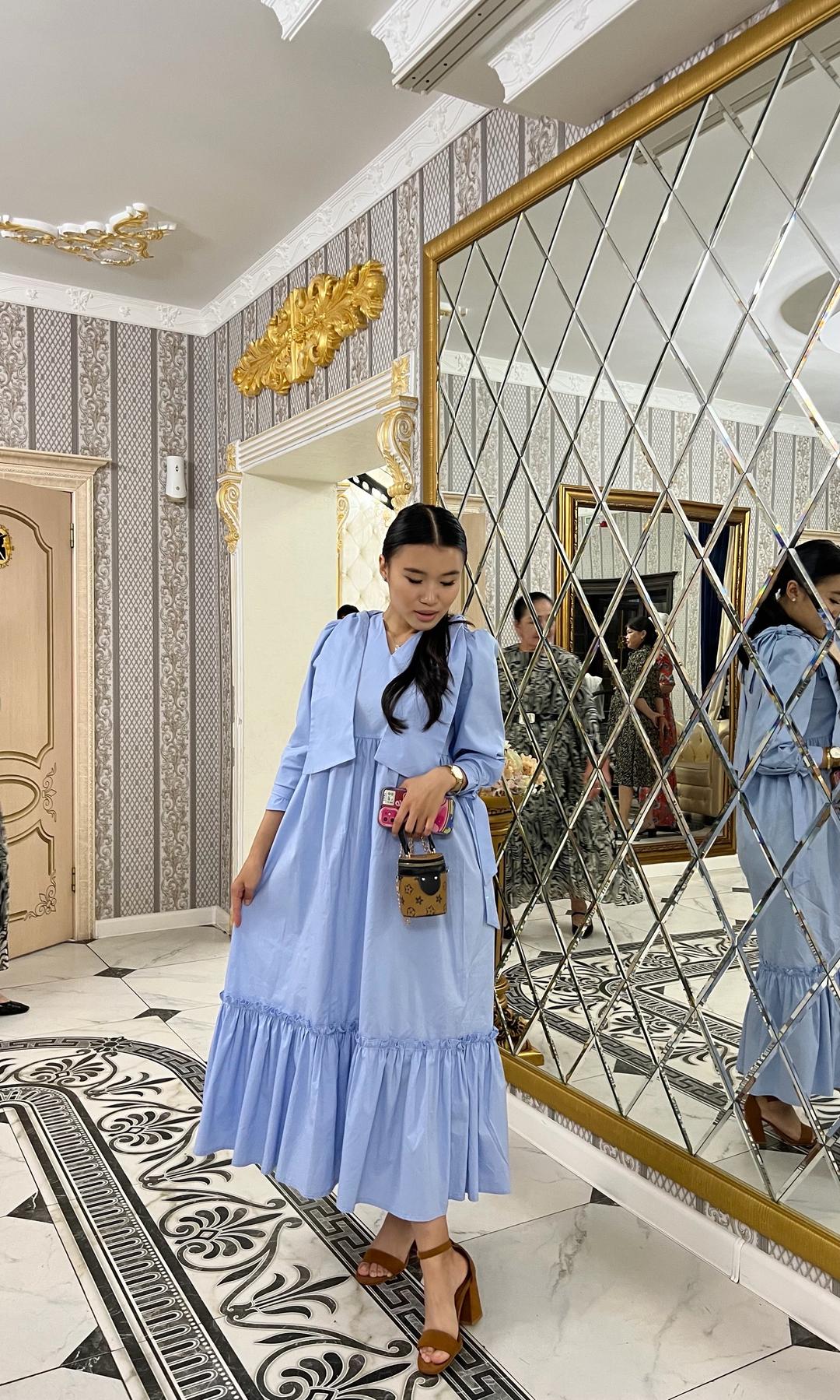 индивидуальная шитья Голубое платье с длинными 🎀 на плечах, с лентами на кистях — фото 2