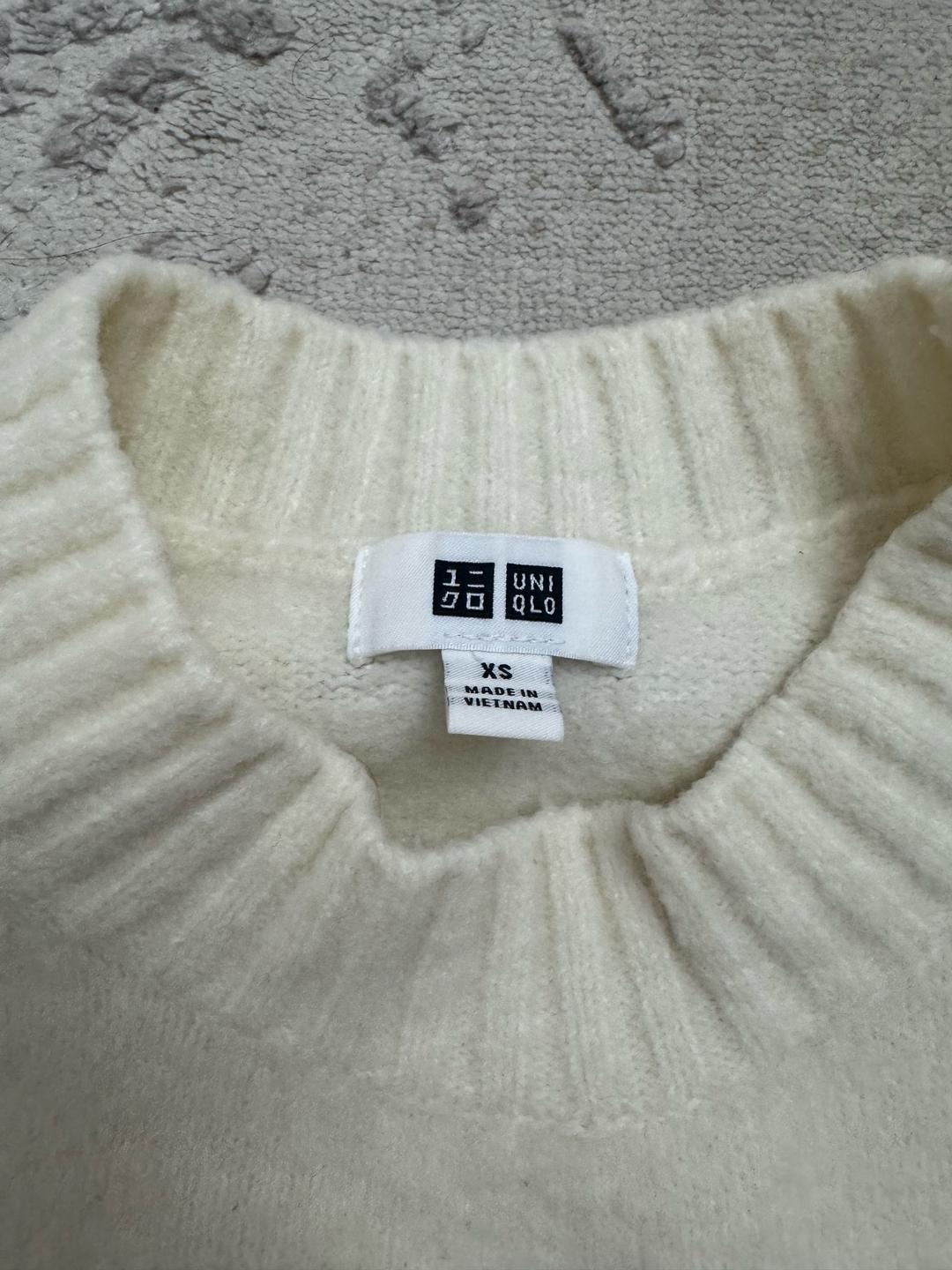 Uniqlo Молочный свитер от Юникло — фото 2