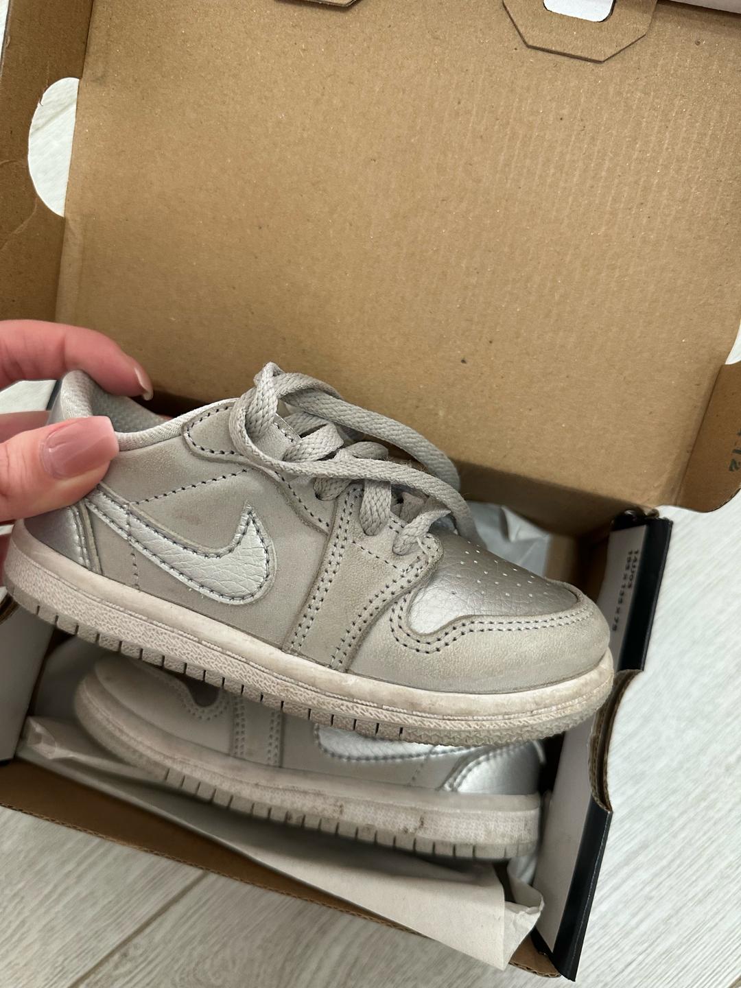 Nike Кроссовки Nike детская — фото 2